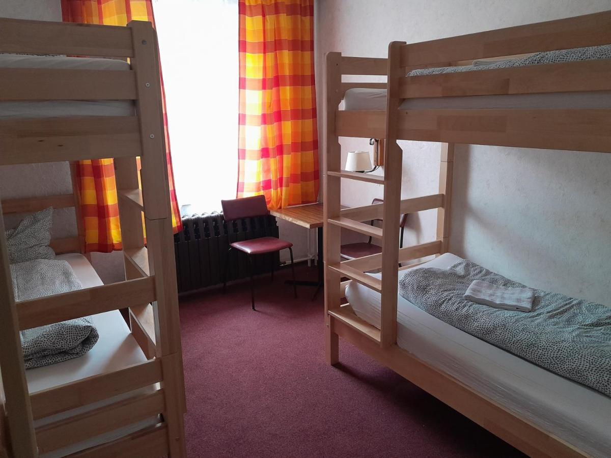 Ostalgie Ferienheim Sorgenfrei Gasthuis *