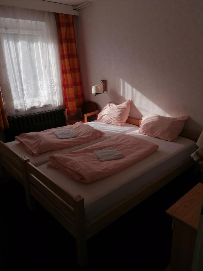 Ostalgie Ferienheim Sorgenfrei * Sorge
